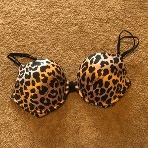 Push up leopard bra